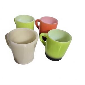 Anchor Hocking / Fire King Antique Milk Glass Mugs x 4 / As Shown